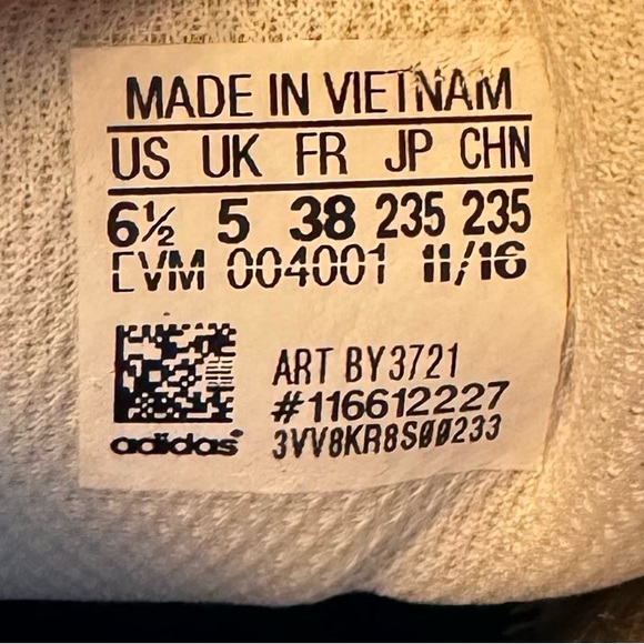 ADIDAS Superstar (white/navy blue or black) - Picture 5 of 7